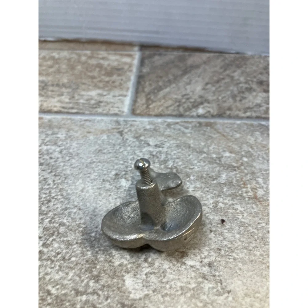 N/A charming metal